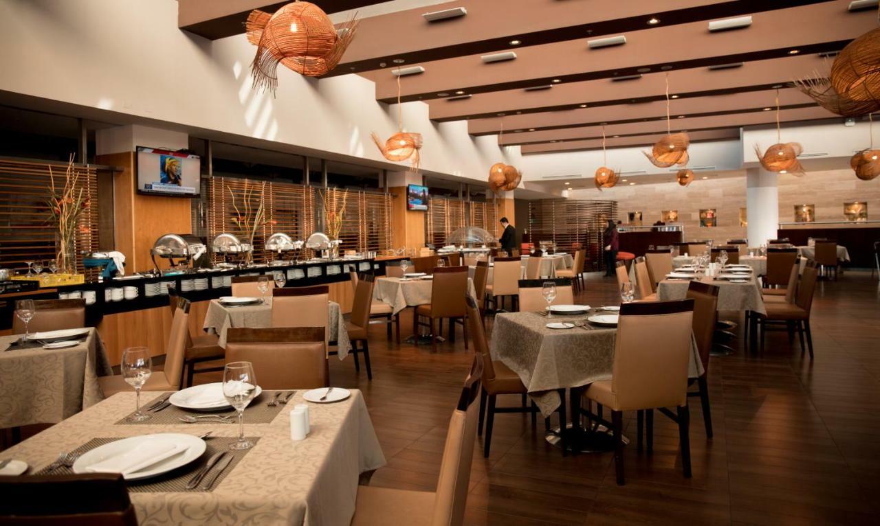 Mds Hotel كالاما المظهر الخارجي الصورة The interior of the restaurant