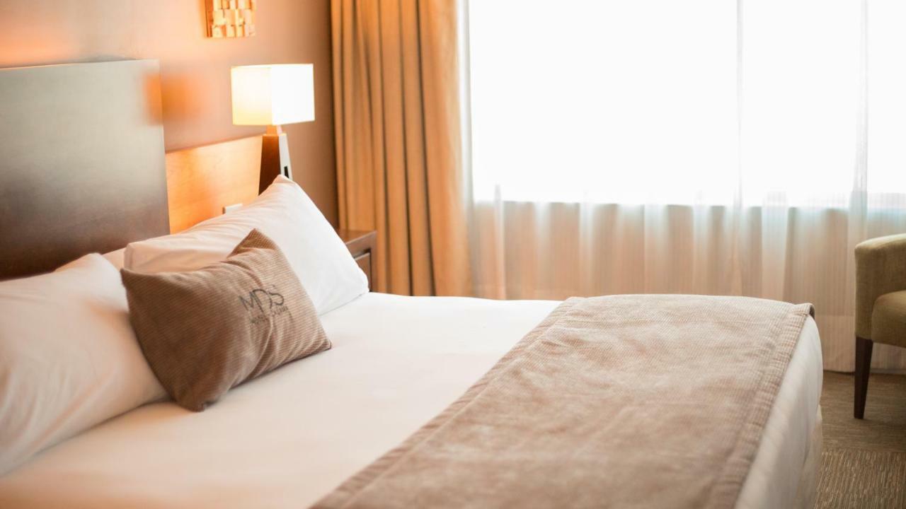 Mds Hotel كالاما المظهر الخارجي الصورة A bed runner