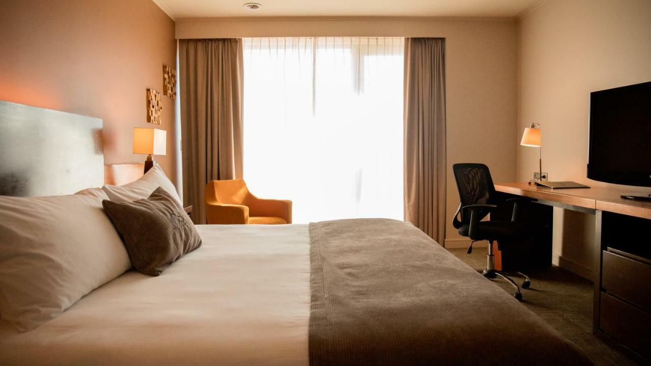 Mds Hotel كالاما المظهر الخارجي الصورة A room at the hotel