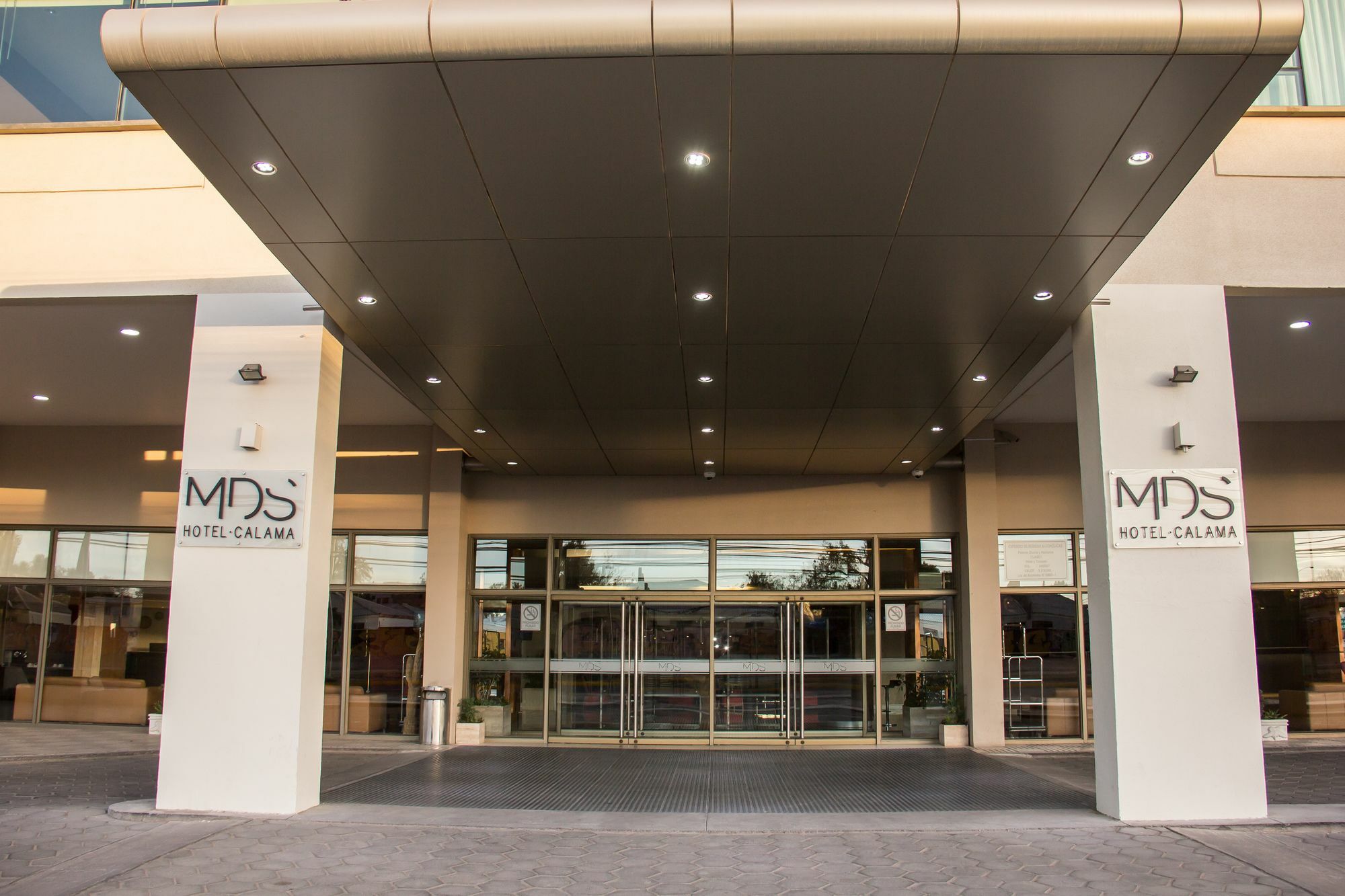 Mds Hotel كالاما المظهر الخارجي الصورة MDS Hotel Calma